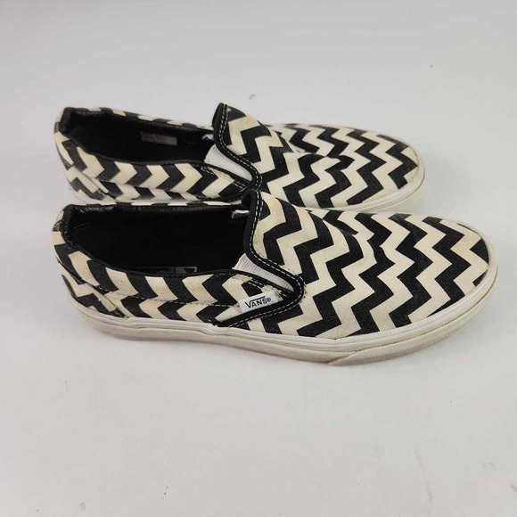 Vans Mens Skate Shoes Black White Chevron Canvas Low Top Slip On Casual M7 W8.5 - Picture 3 of 10